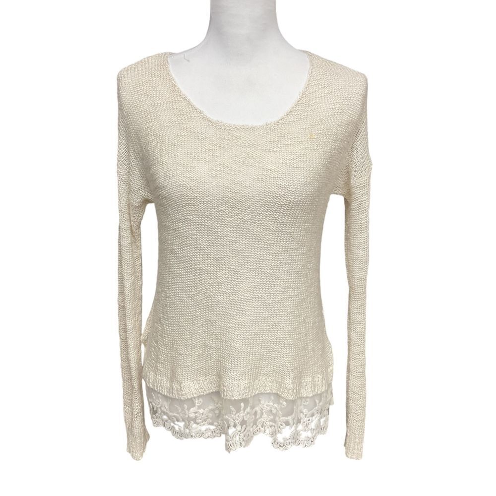 Almost Famous Women's Long Sleeve Knit Top Sweater Lace Lacy Bottom Cream Size M